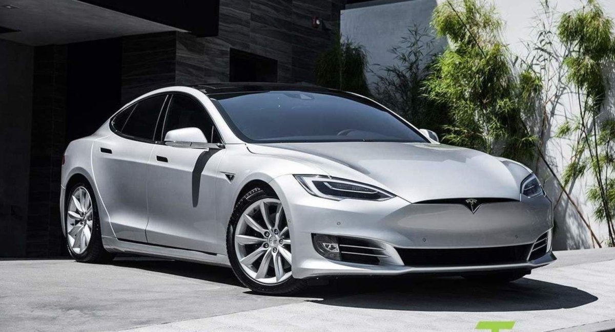 Тесла model s