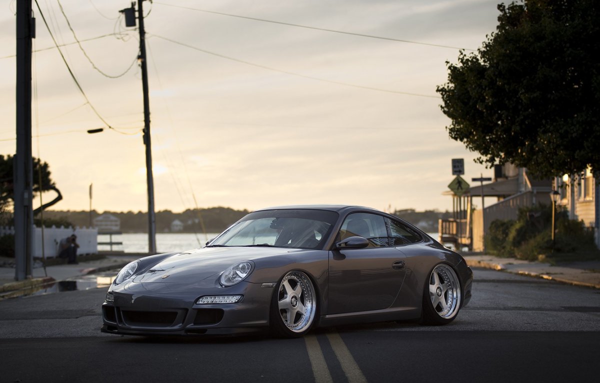 Porsche 911 stance