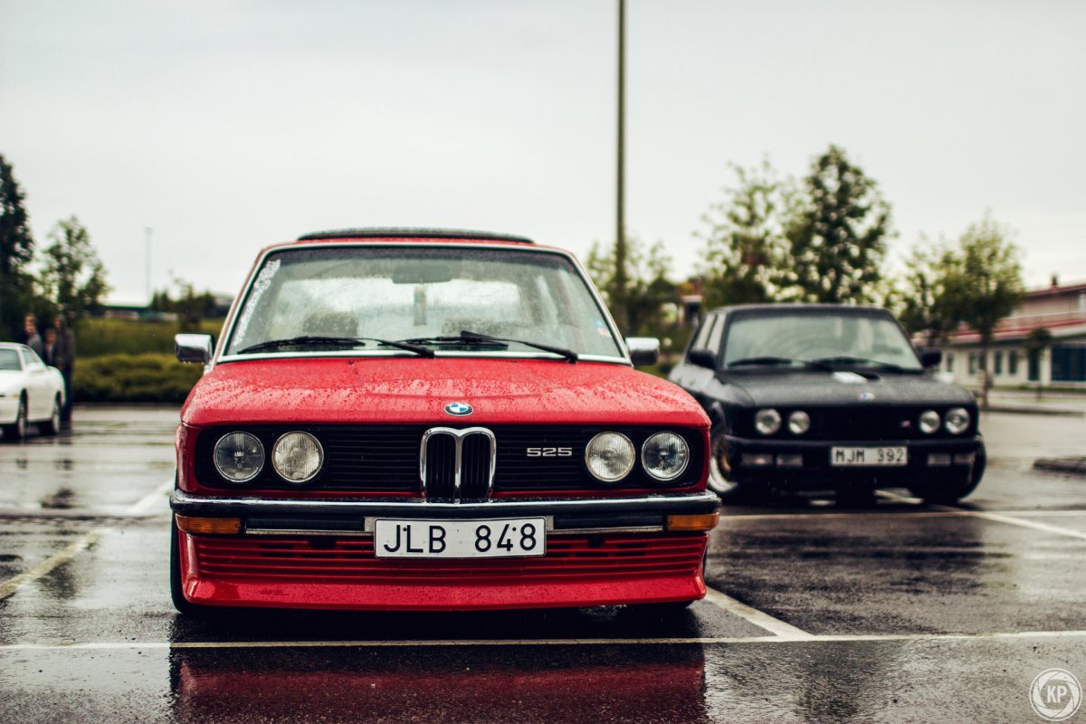 BMW m5 e28 стэнс