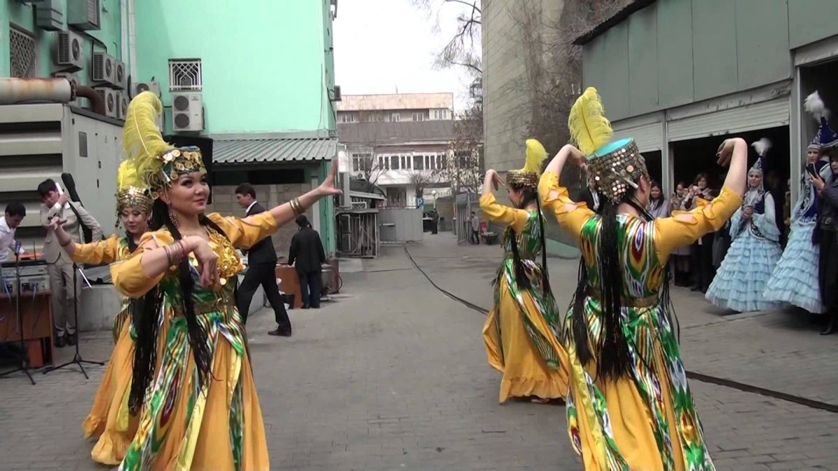 Узбекские танцы Лазги