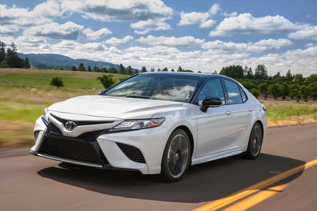 Toyota Camry xv70