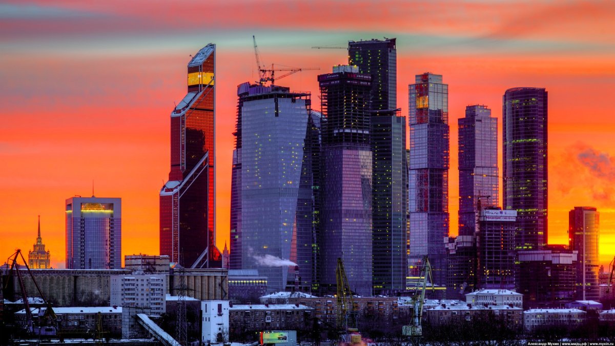 Башня Меркурий Москва Сити ночью
