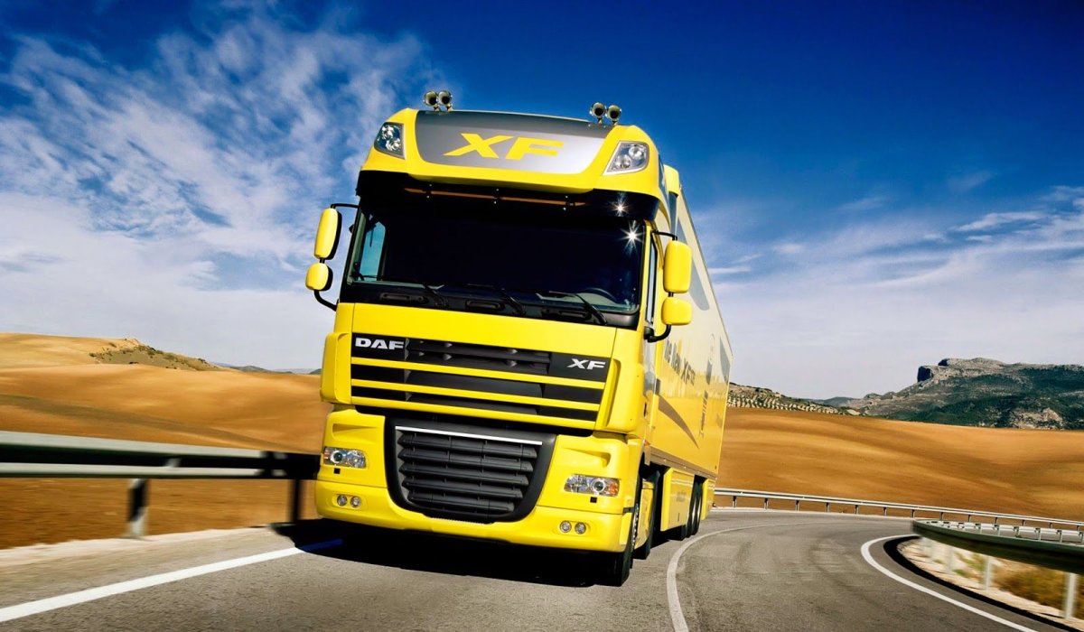 DAF XF 105 General Trucks Group желтый