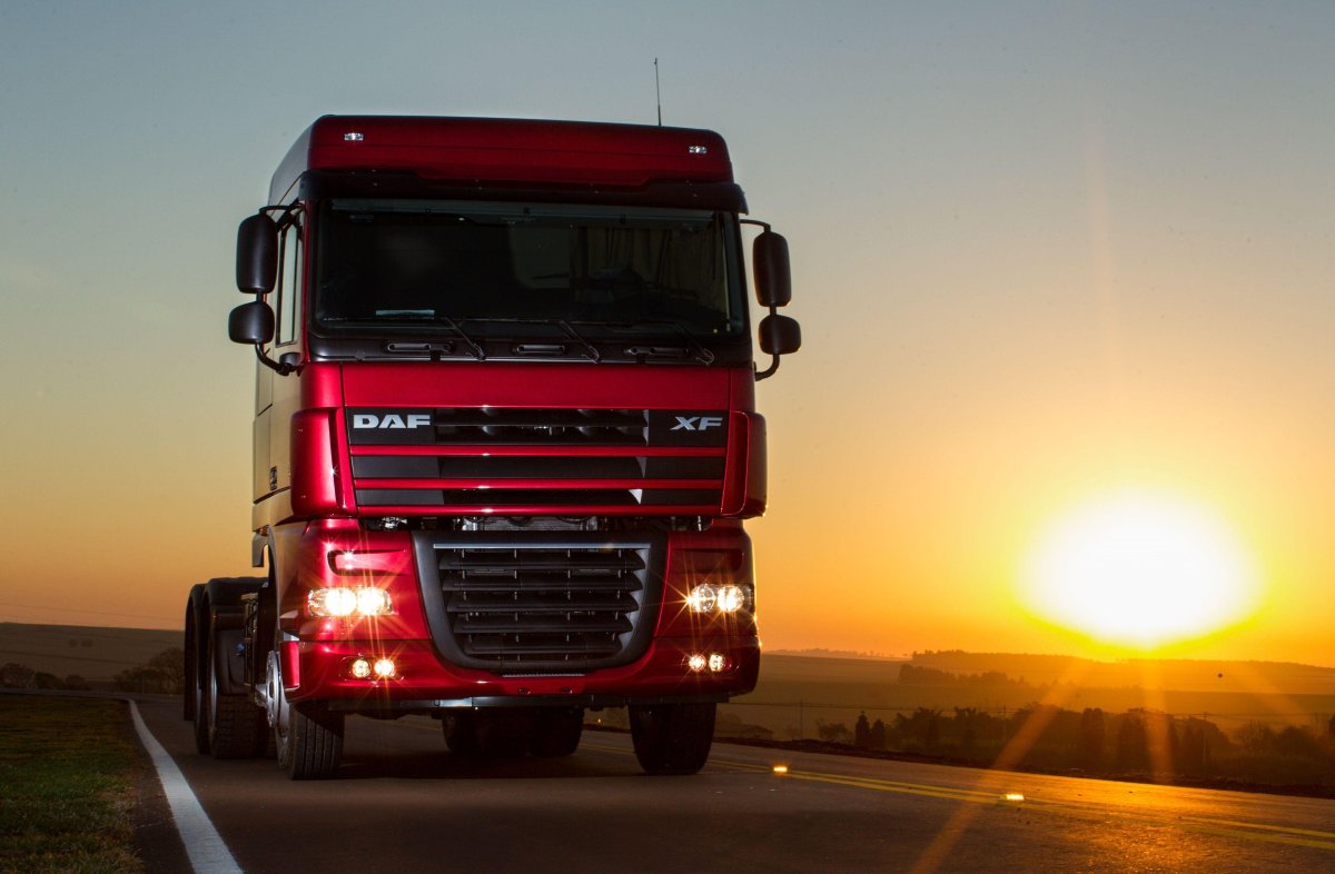 Фуры DAF 105