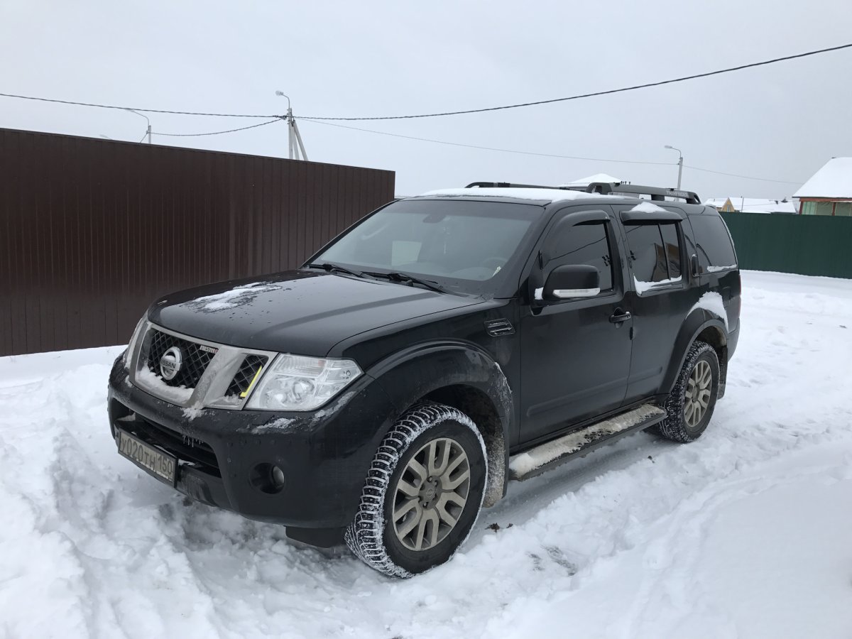 Ниссан Патфайндер 2.5 275/70r17