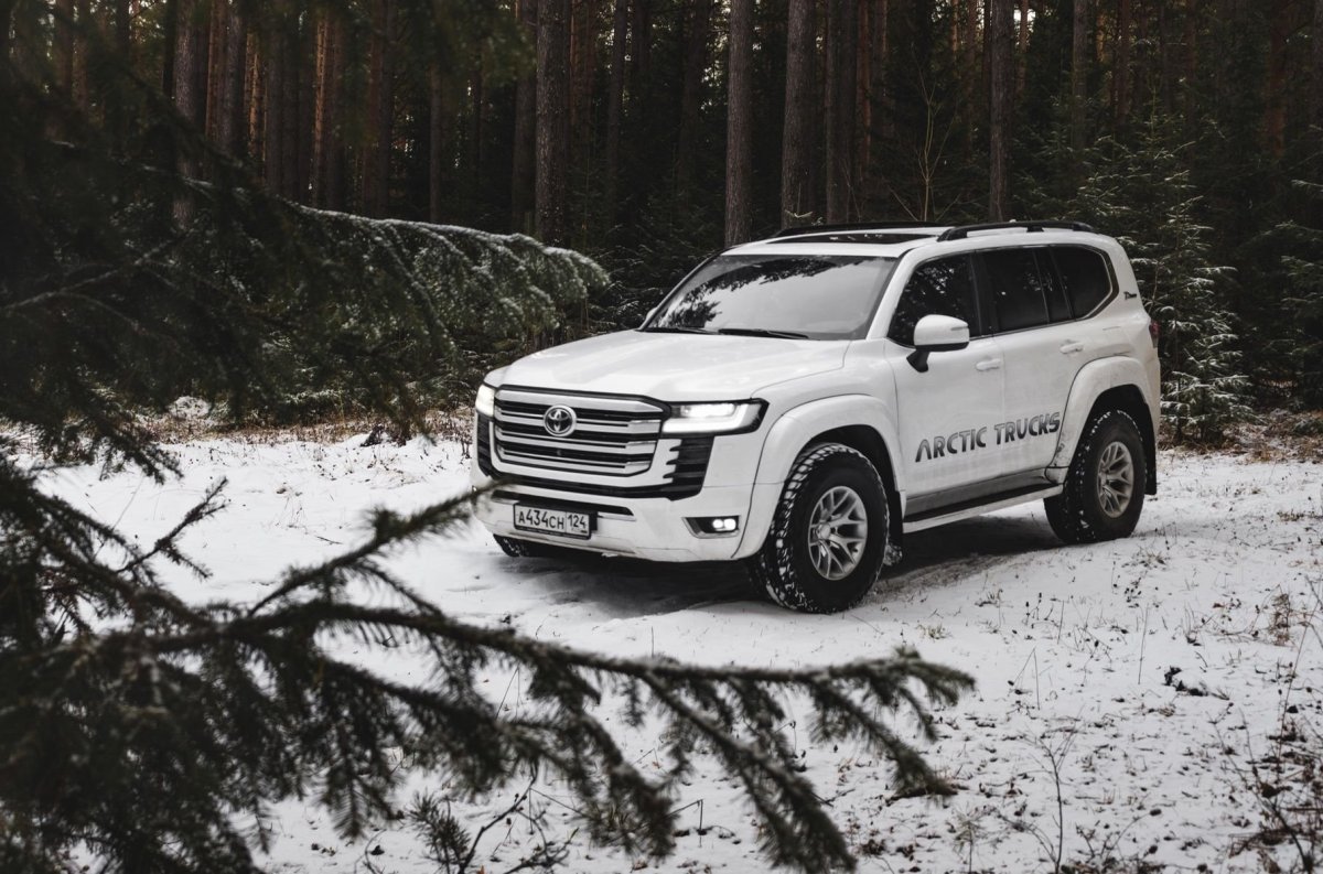Land Cruiser 300 Arctic Trucks