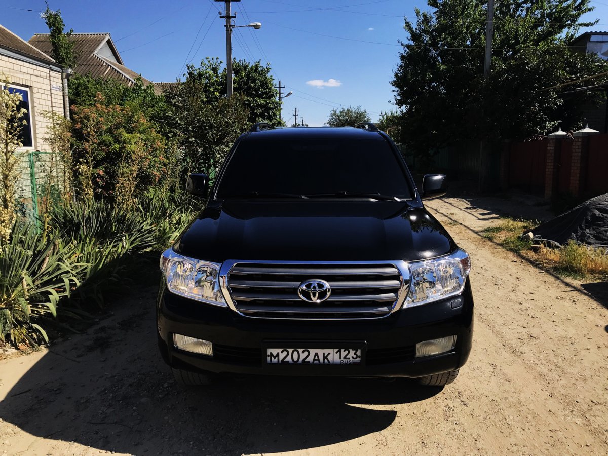 Land Cruiser 200 черный тонированный
