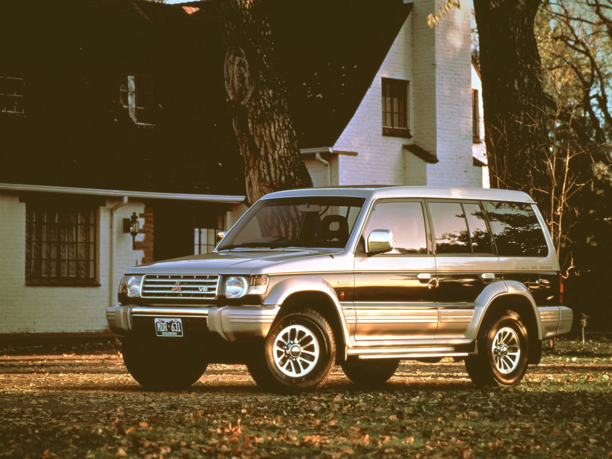 Mitsubishi Pajero 1991