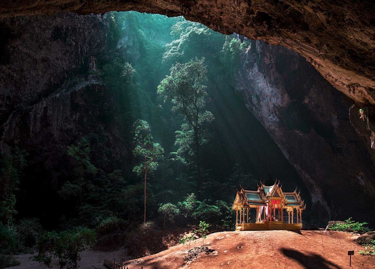 Пещера Прайя Накхон (Phraya Nakhon Cave)
