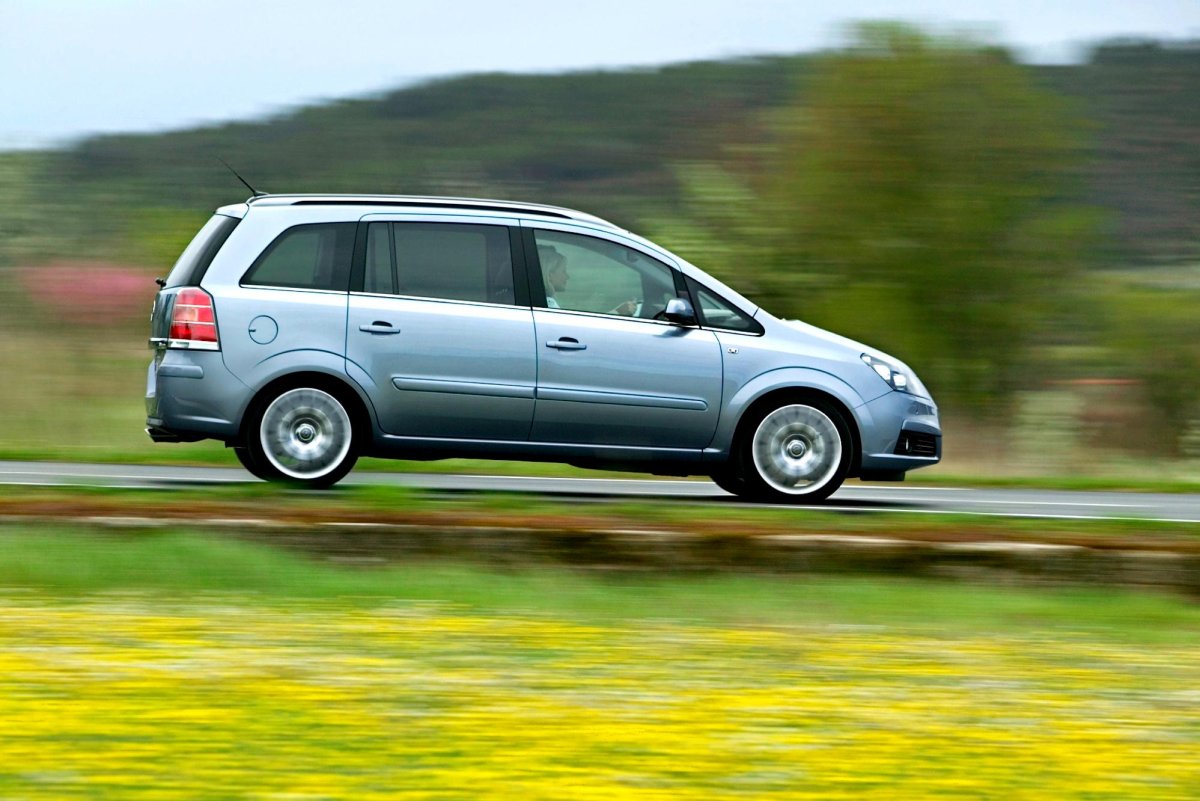 Opel Zafira 2008-2011