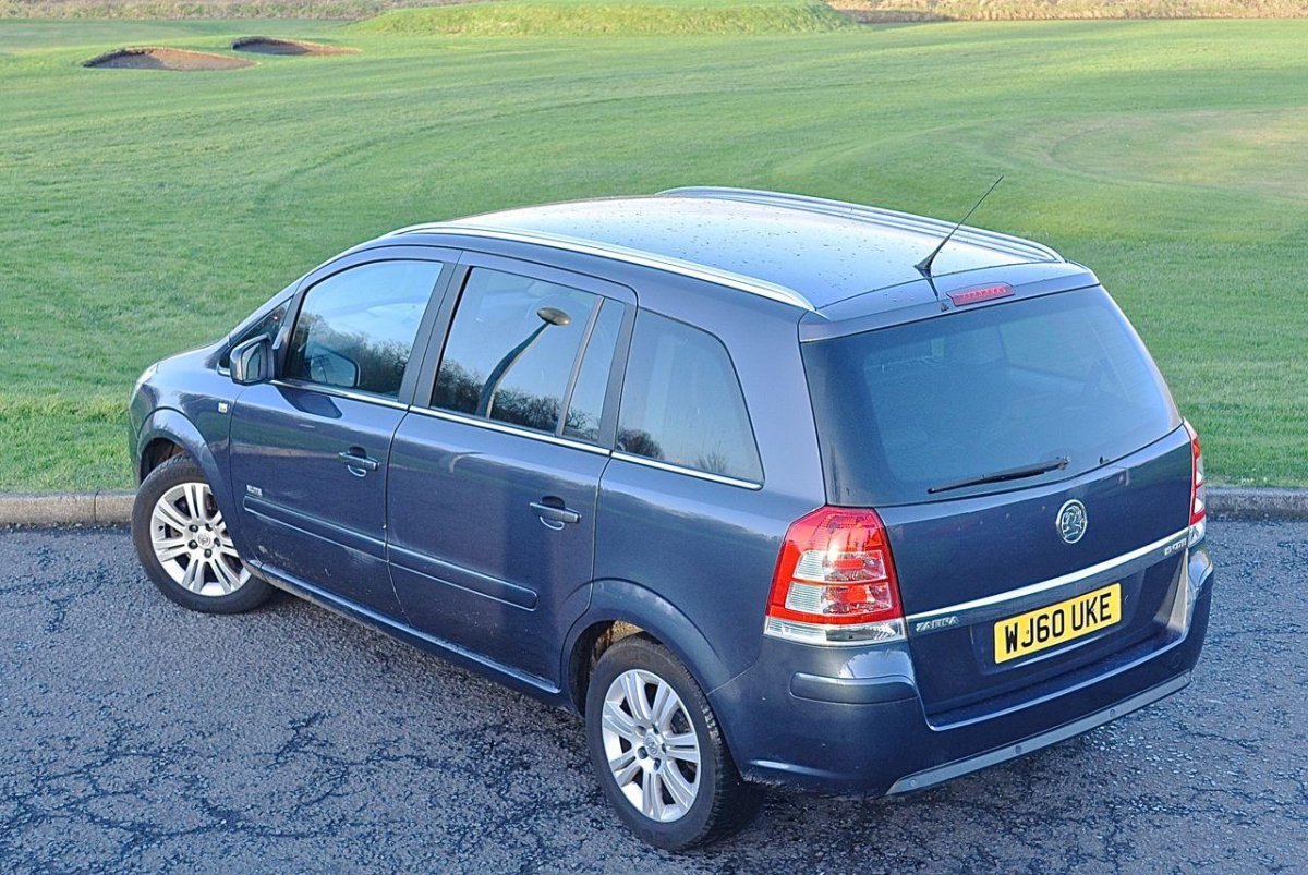 Opel Zafira универсал 2005