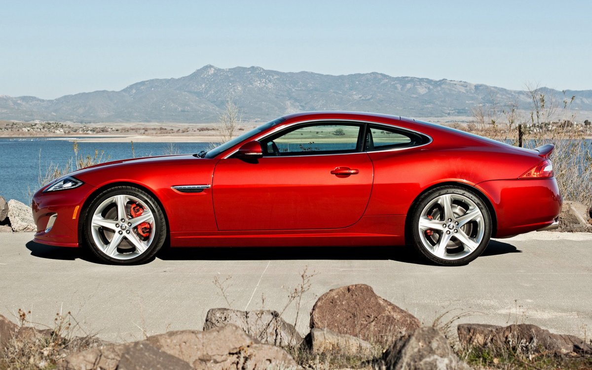 Ягуар XK Coupe