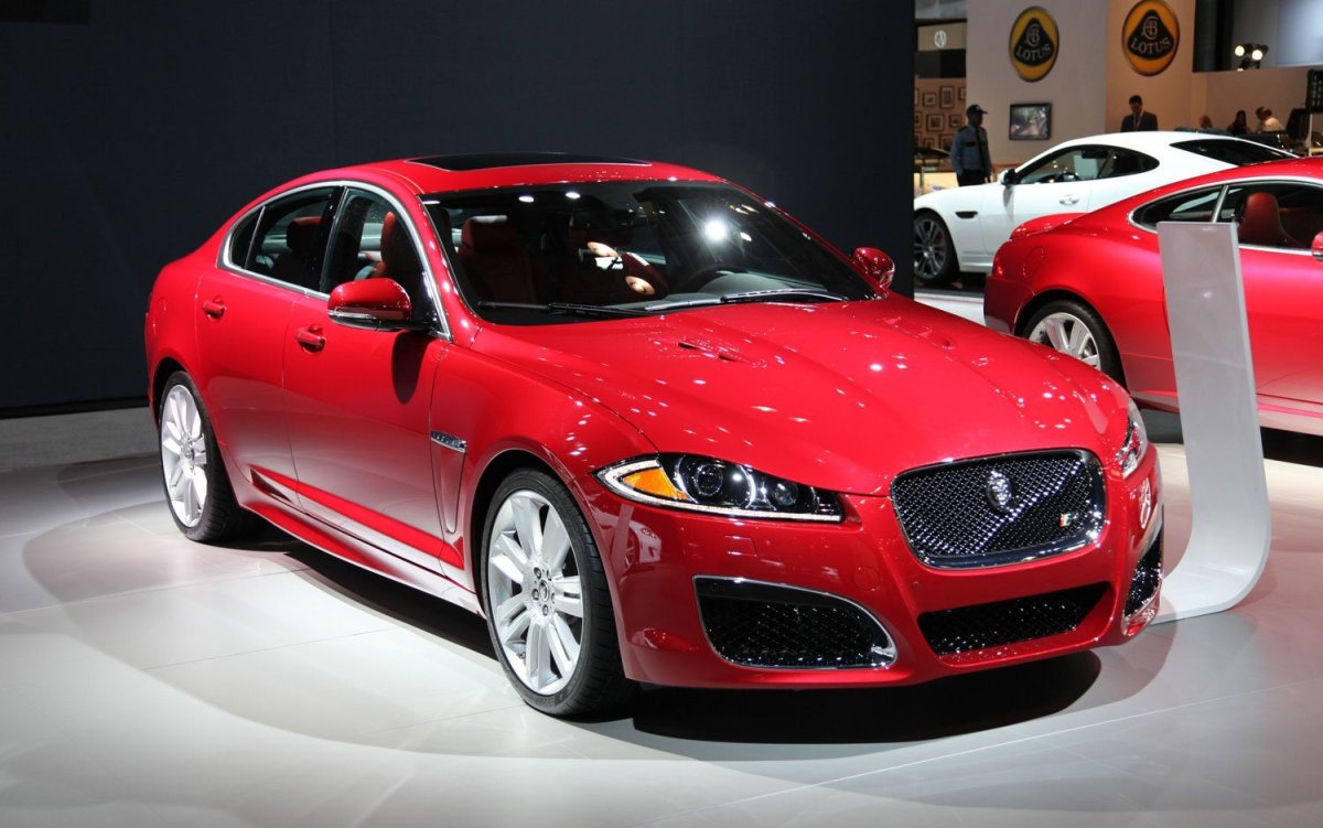Jaguar XF 1