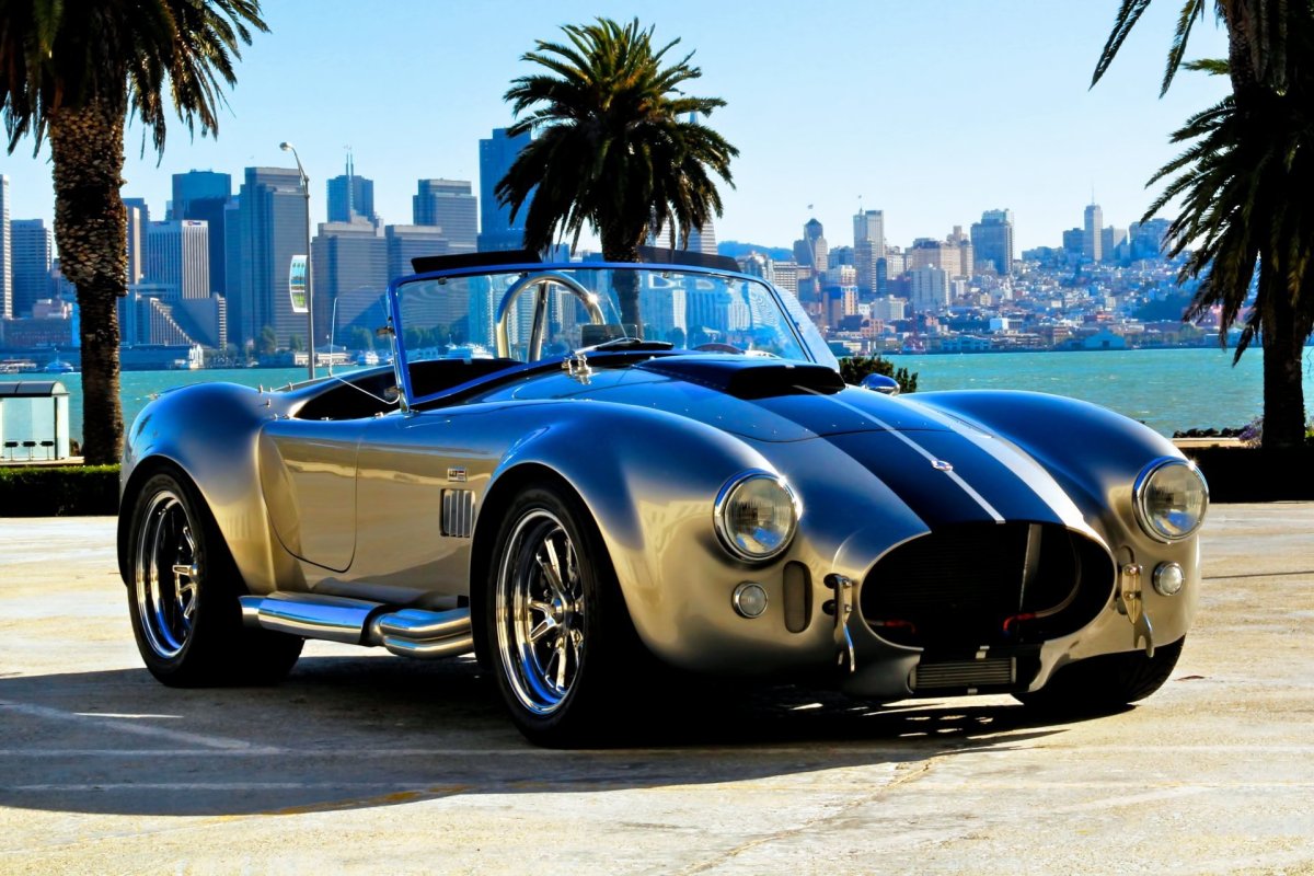 Машина AC Cobra