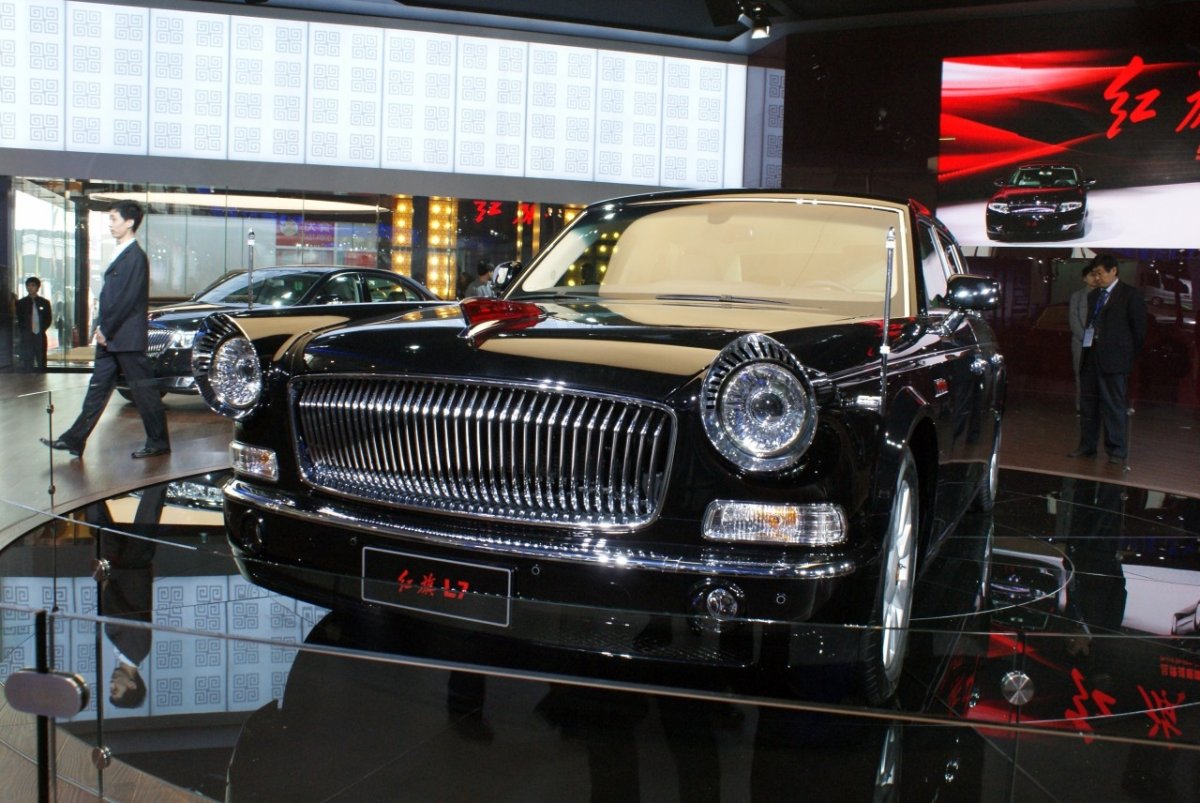 FAW Hongqi l7