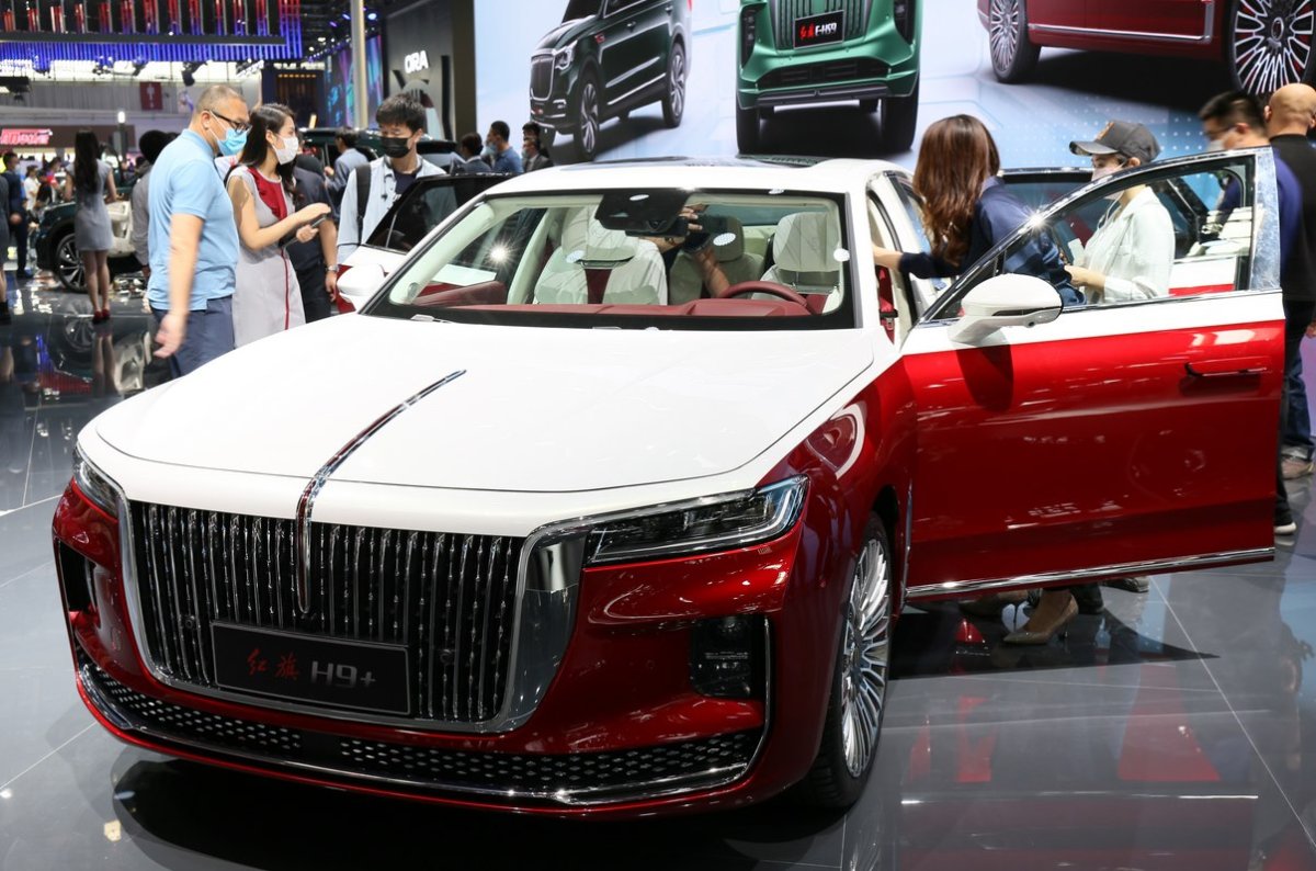 Китайский седан Hongqi h9