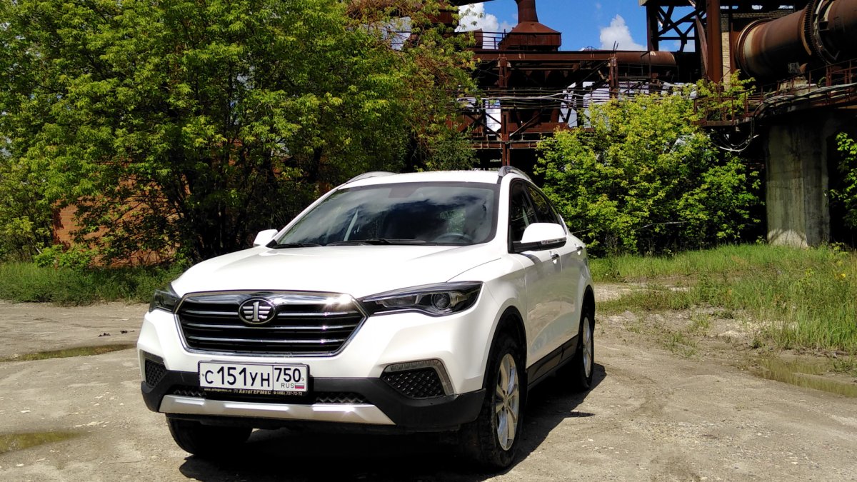 Шильдики FAW Besturn x80