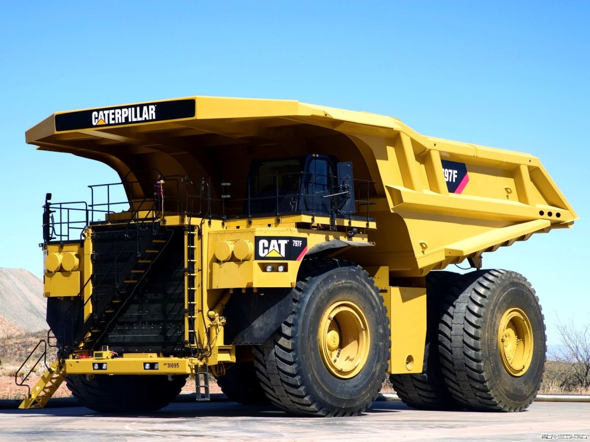Самосвал Caterpillar 797в