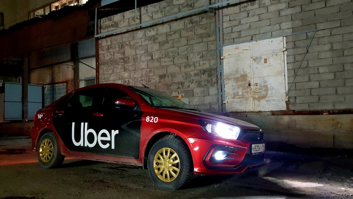 Uber такси Лада Веста