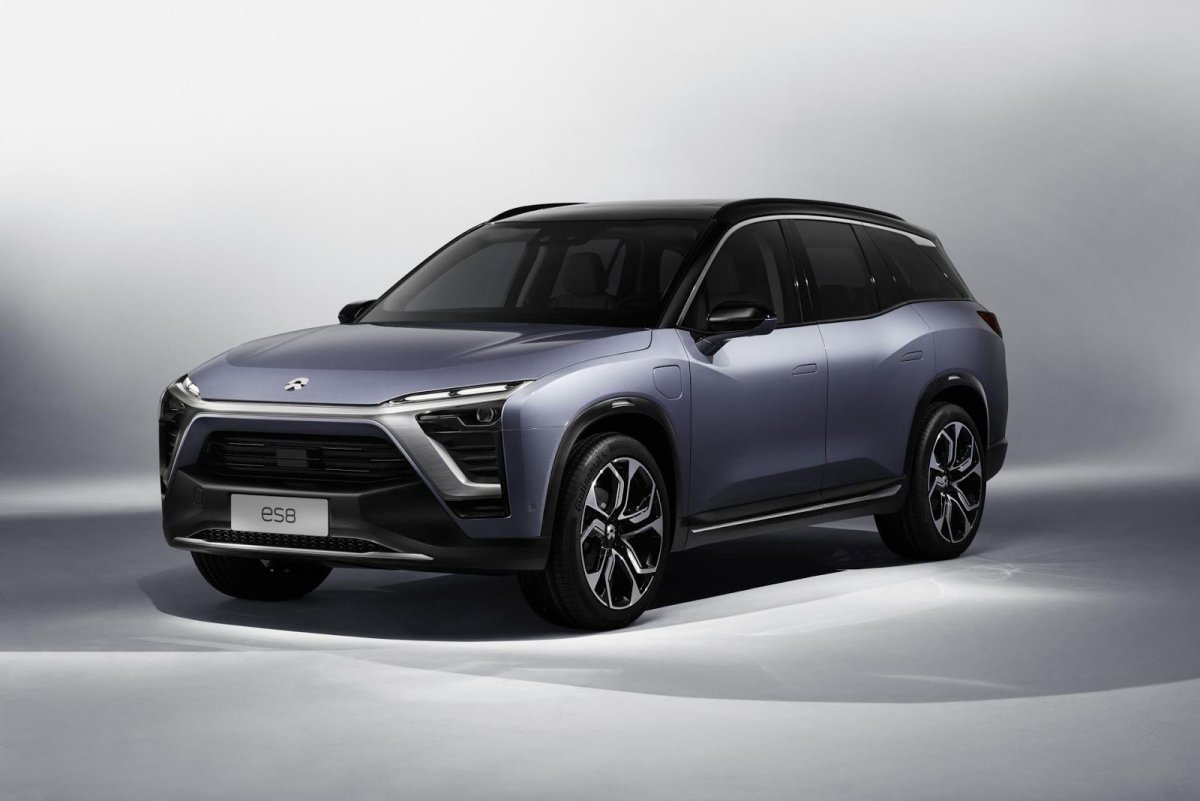 Кроссовер Nio es8