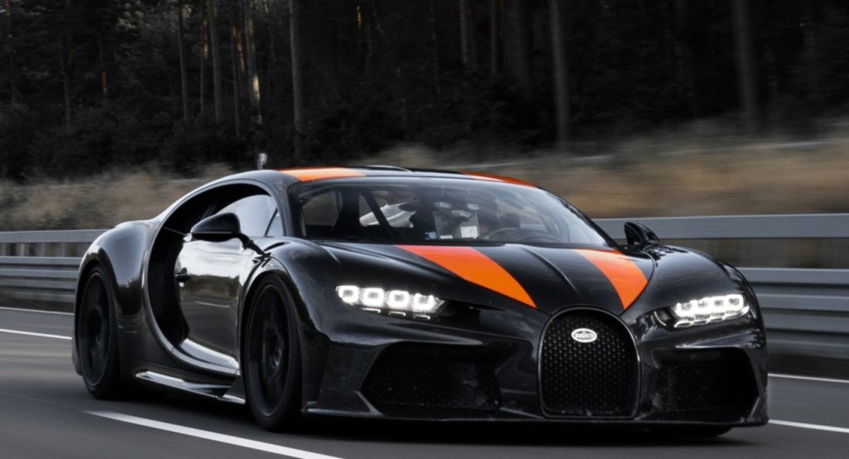 Chiron super Sport 300+