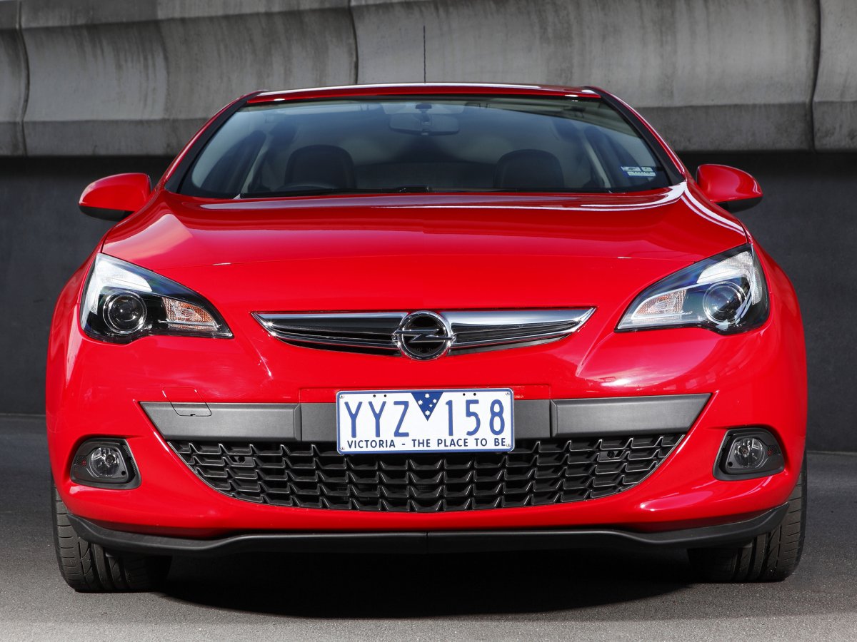 Opel Astra 2012