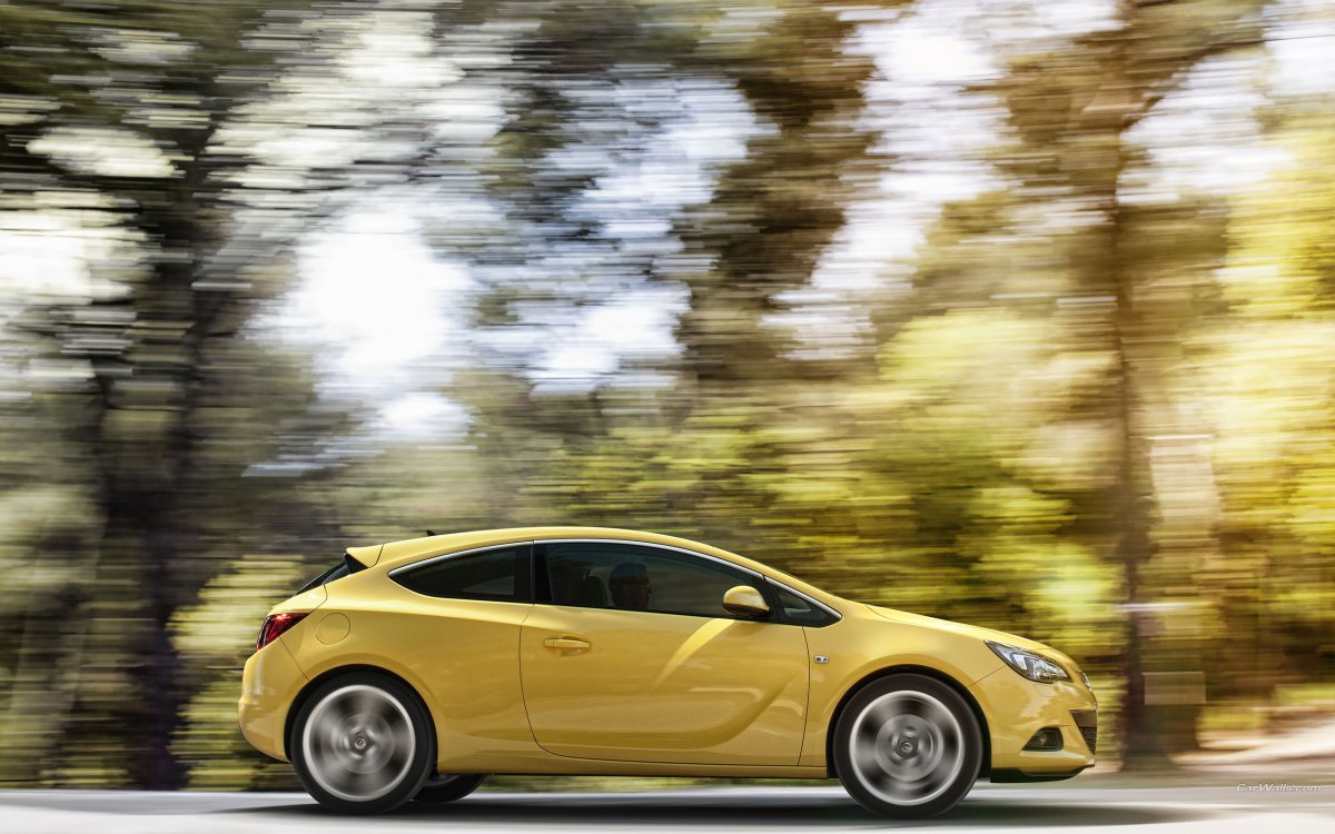 Opel Astra GTC 2011
