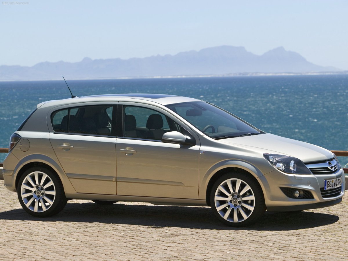 Opel Astra 2007 хэтчбек