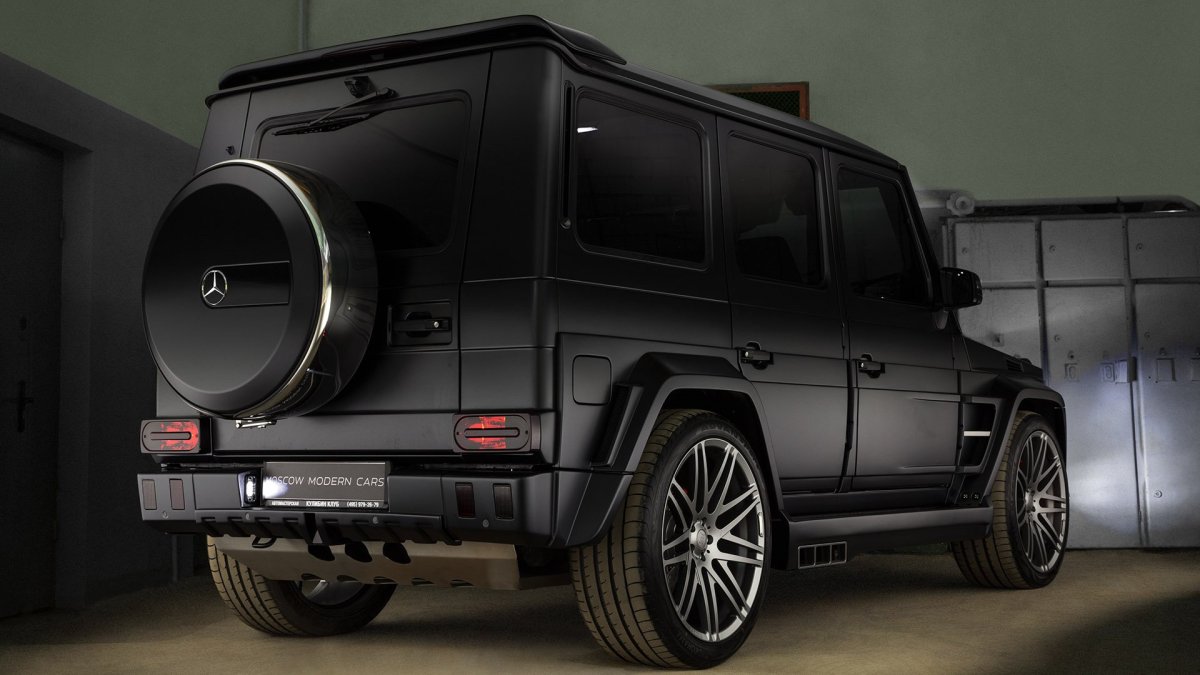 Mercedes g63 AMG Black Brabus