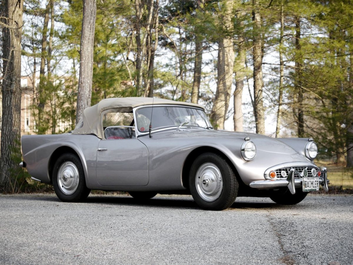 Родстеры Daimler sp250