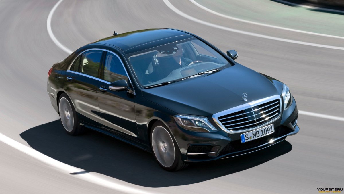 Mercedes-Benz (Daimler AG)-a1668851401