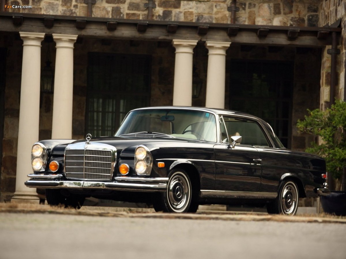Mercedes Benz w111 Coupe