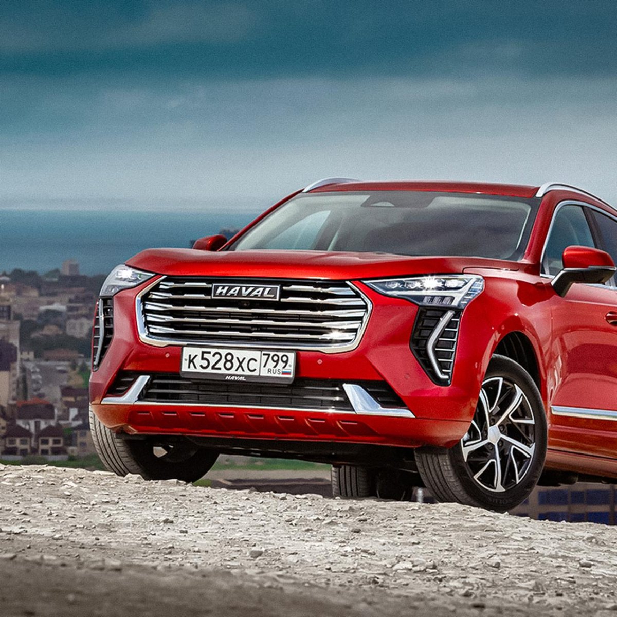 Haval Jolion красный
