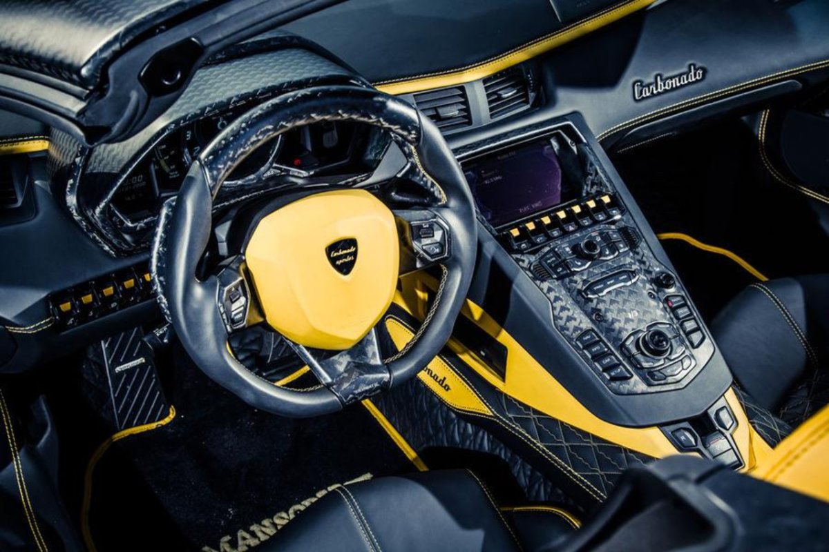 Mansory Carbonado apertos