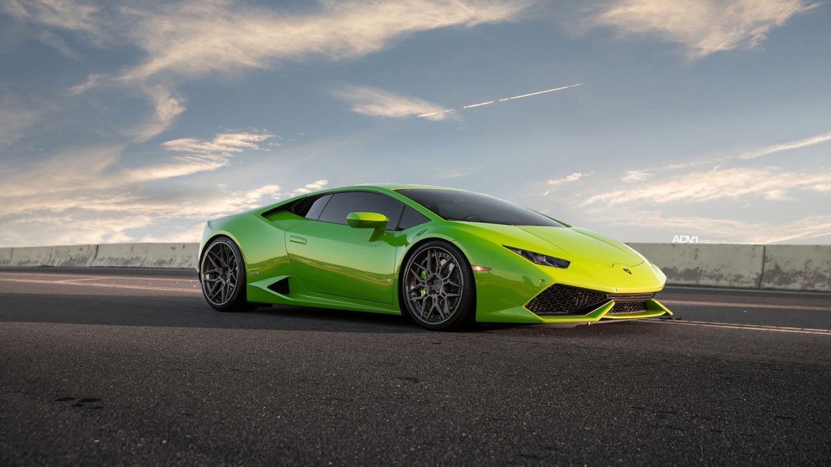 Lamborghini Huracan зеленый