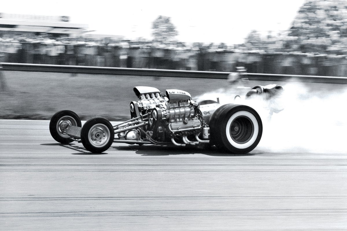 Dragster cars
