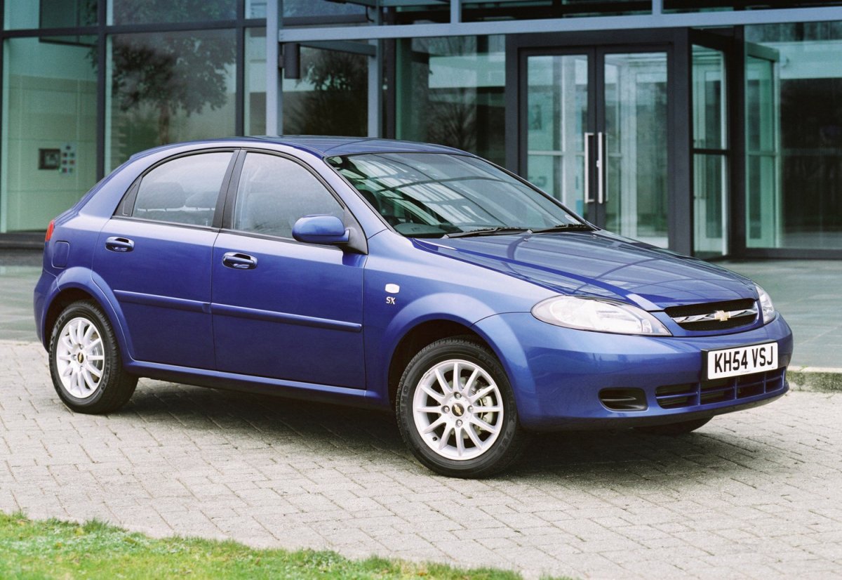 Chevrolet Lacetti 2004 хэтчбек
