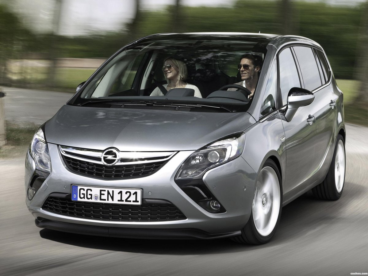 Opel Zafira Tourer 2016