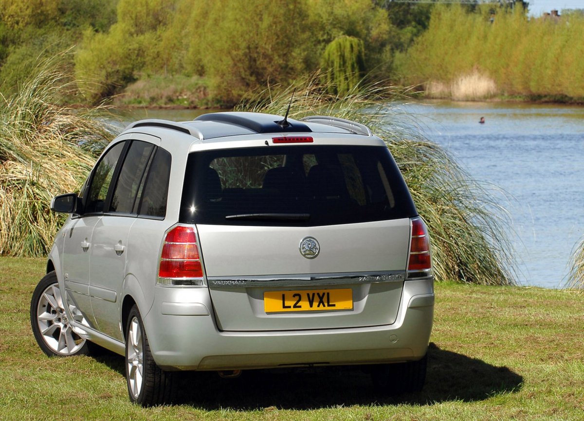 Zafira 2005