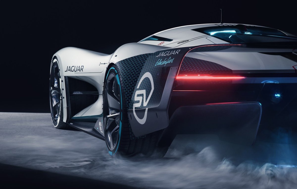 Jaguar Vision Gran Turismo SV