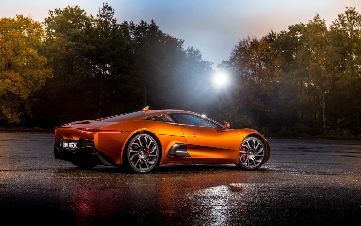 Jaguar cx75