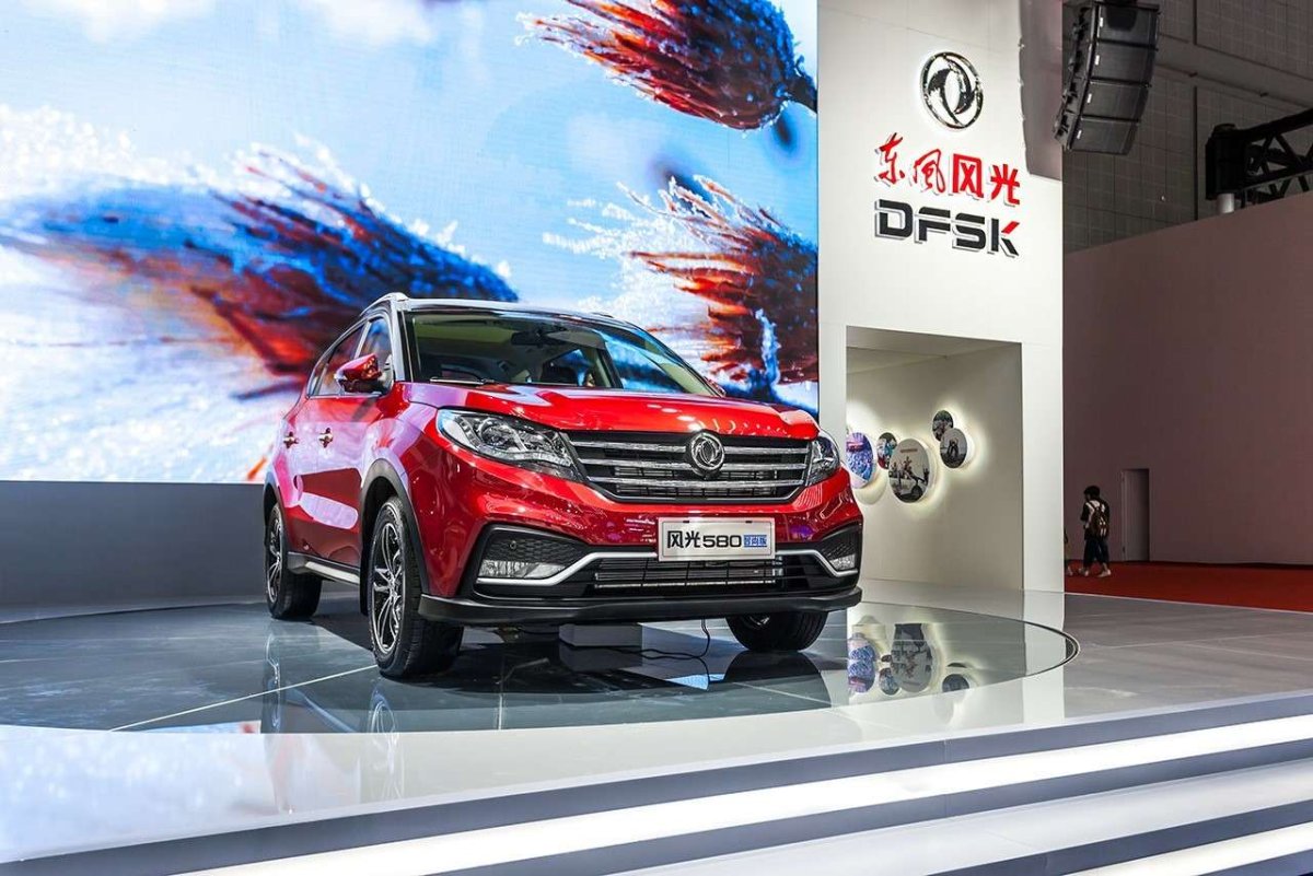 Dongfeng Motor Crossover car