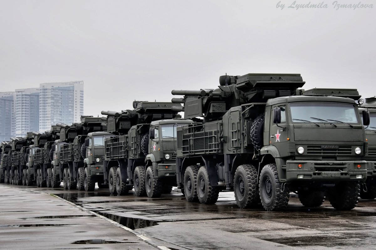 Военный КАМАЗ панцирь