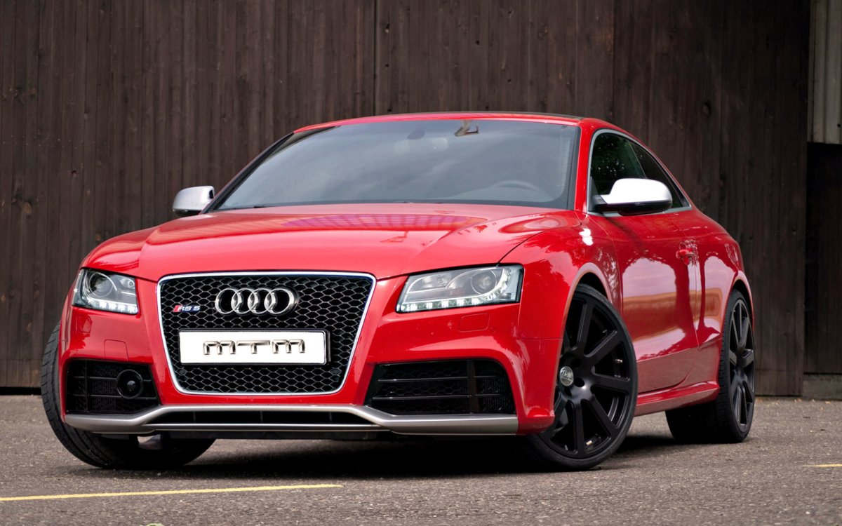 Audi rs5 Red