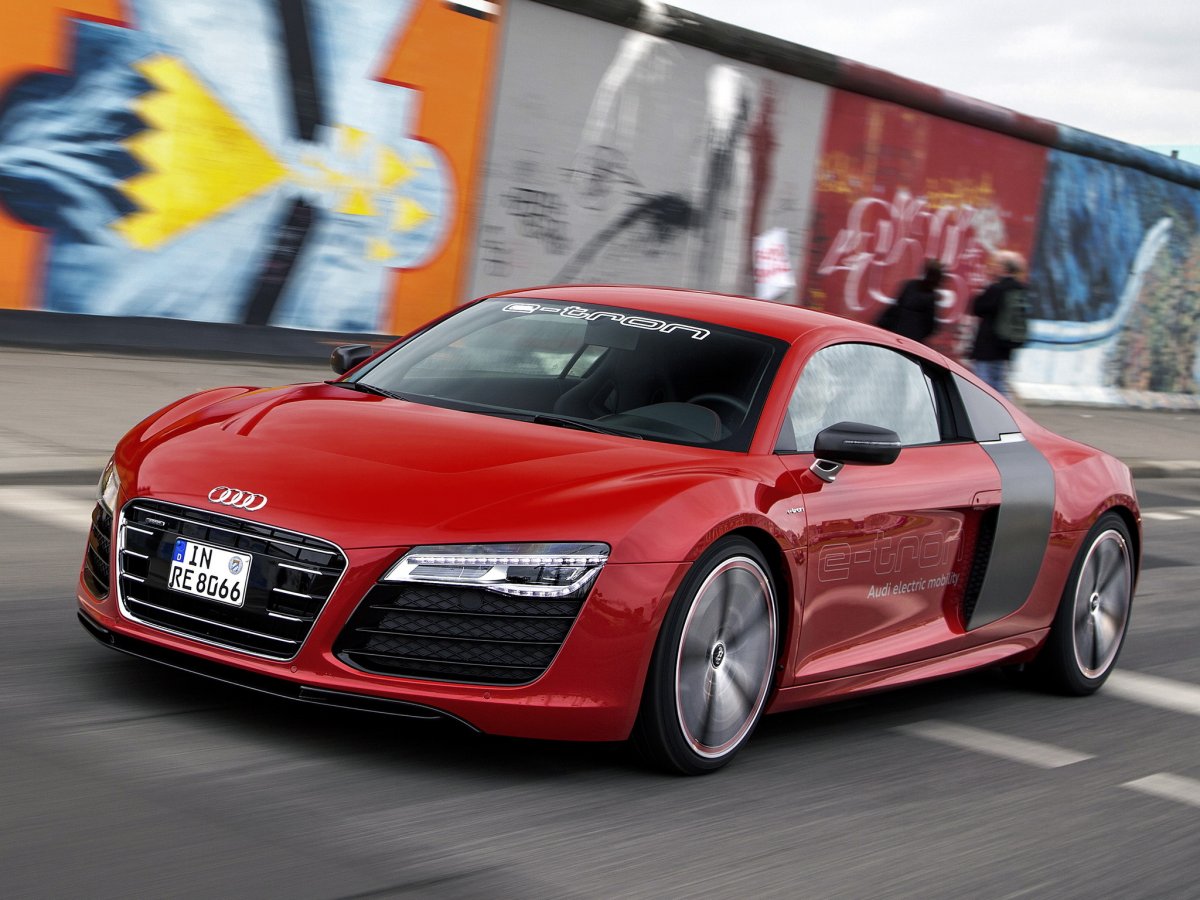 BMW M Audi r