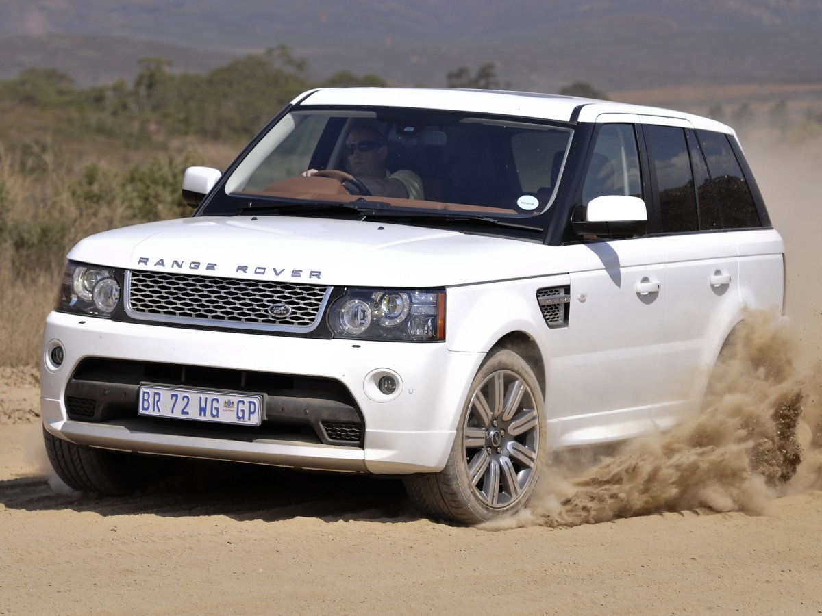Белый range Rover Sport 2012 Sport
