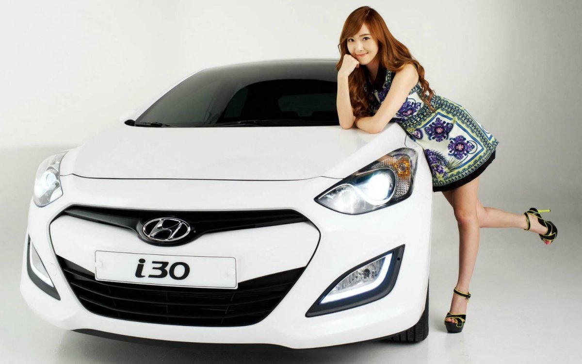 Hyundai i30 girls