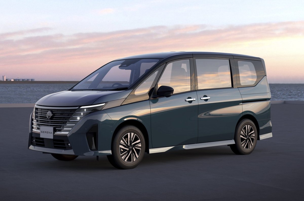 Nissan Serena 2023