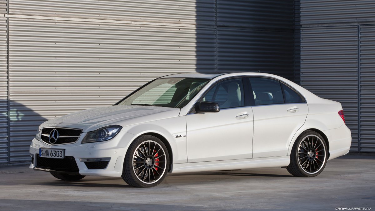 Mercedes Benz c63 AMG w204