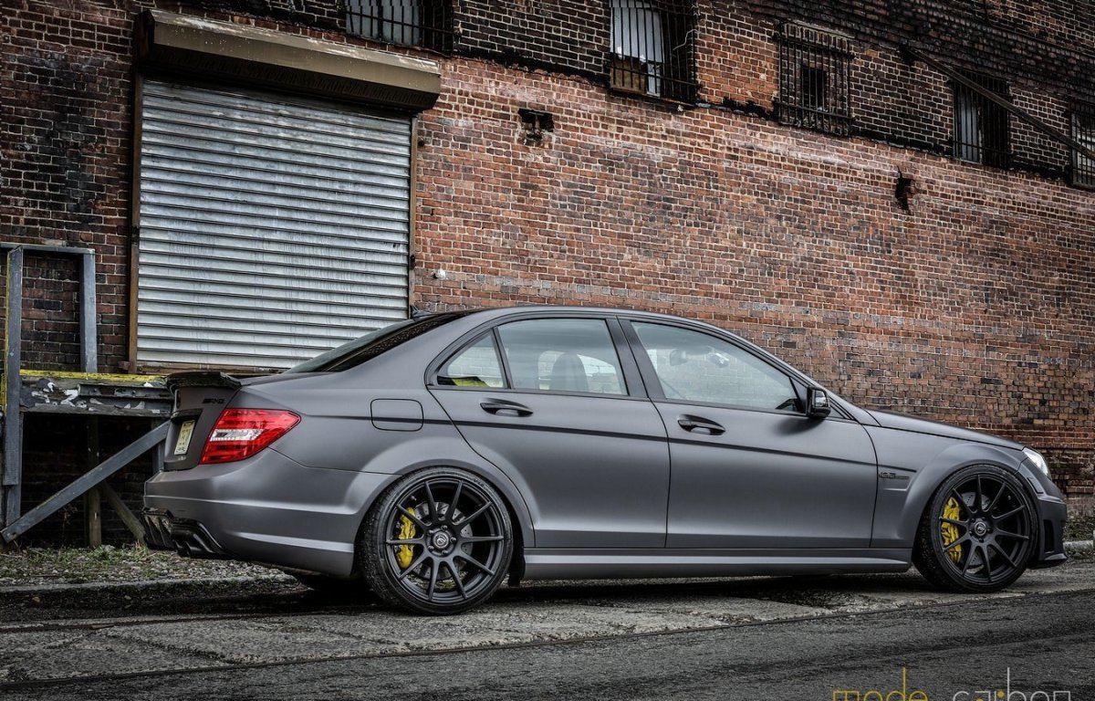 Mercedes c63 AMG w203